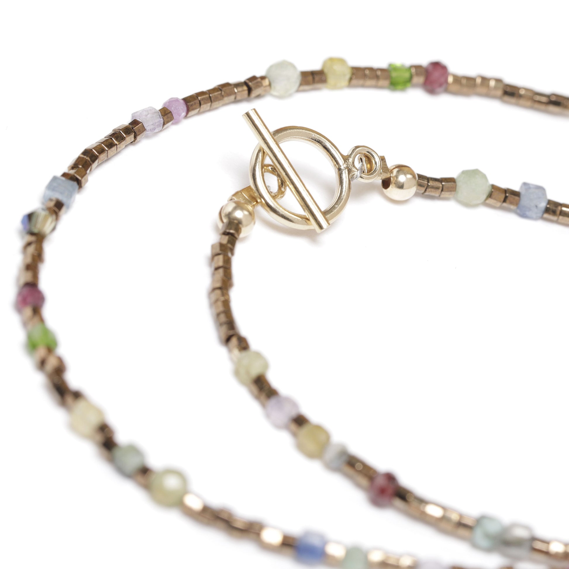collier ras de cou ultra court toumaline fluorine diopside grenat lie de vin christal swarovski sodalite turquoise africaine perles miyuki fermoir OT Gold filled journee singuliere