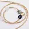 145_collier_ras_de_cou_miyuki_quartz_pierre_de_lune_fermoir_plaque_or_journee_singuliere.jpg Collier ras de cou en Miyuki, Quartz pierre de lune et fermoir Gold-filled